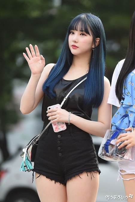 02.jpg