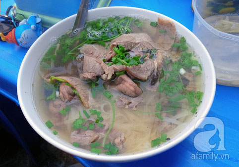 20150617-10-mon-an-viet-duoc-bao-chi-the-gioi-vinh-danh-2[1].jpg