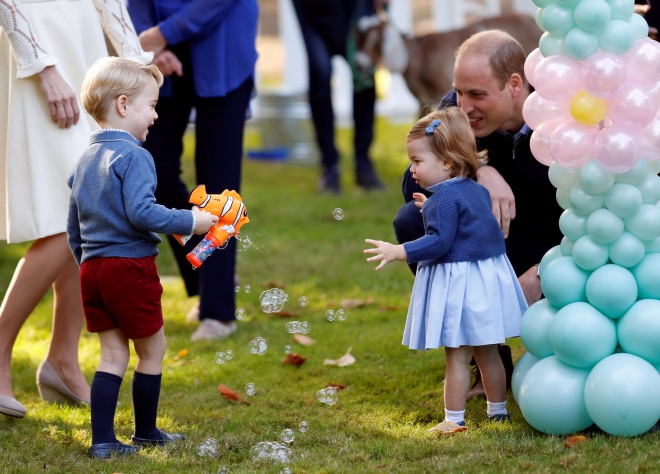2016-09-29T193742Z-250472074-D1BEUEDJUCAA-RTRMADP-3-BRITAIN-ROYALS-CANADA-1475197577_660x0[1].jpg