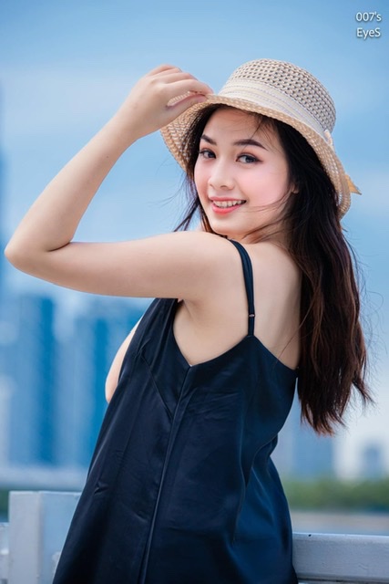 9527AEC5-48BD-47E1-8153-7C6C078C3377.jpeg