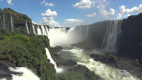 anh-dong-dep-hai-huoc-23.gif