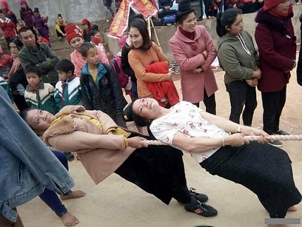 anh-mat-ay-day-v.jpg