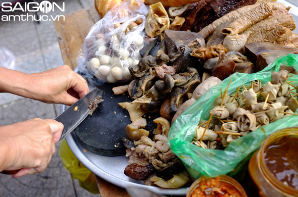 Banh_mi_pha_lau_Pasteur_01_TB[1].jpg