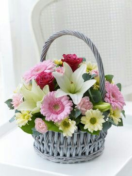 bb5fceb1f3cec7e6ebefeb82e0f1c686.jpg