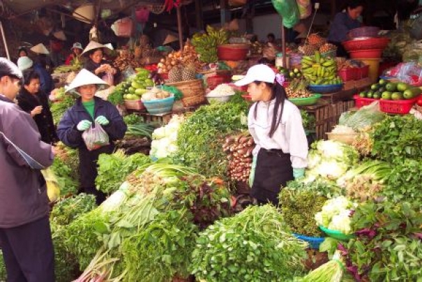 Dalat_market[1].jpg