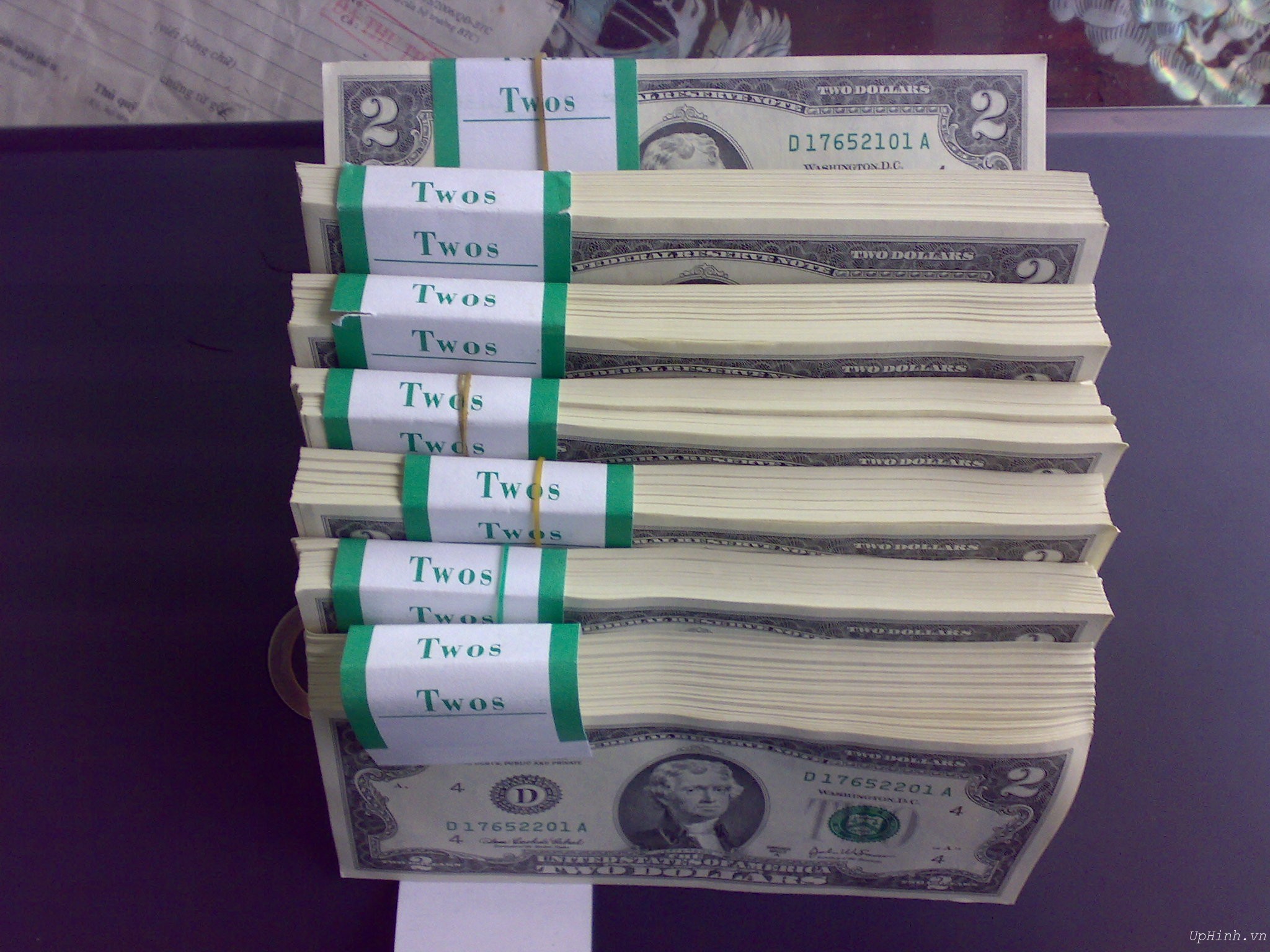 dollar.jpg