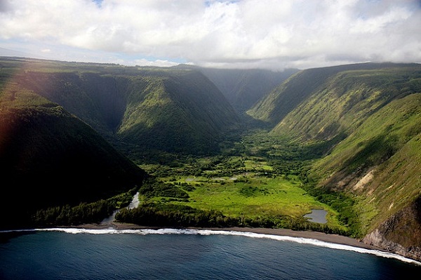 Hawaii[1].jpg