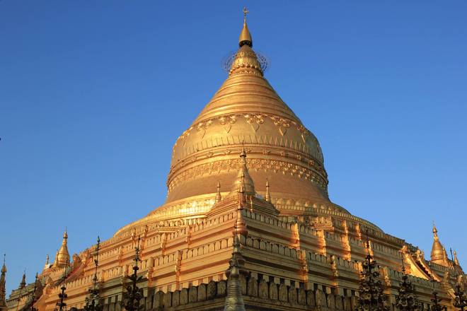 Hinh-10-Shwezigon-1420539076_660x0[1].jpg