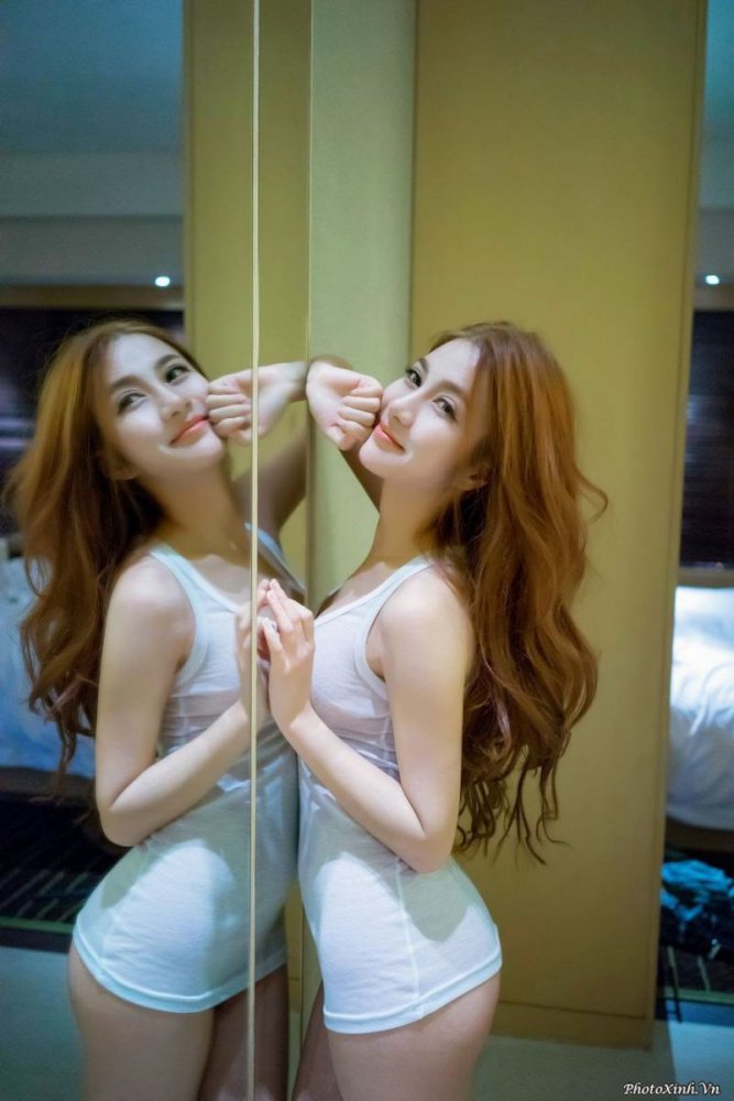 Hot- Girl- Li- Qi- Xi-4.jpg