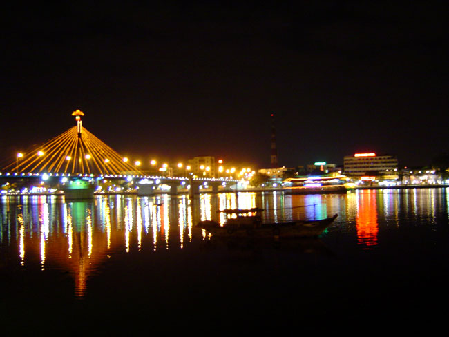 khach-san-cong-doan-thanh-binh-da-nang-khuyen-mai%20(3)[1].jpg