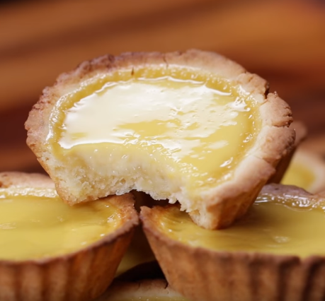 lam-banh-tart-trung.png