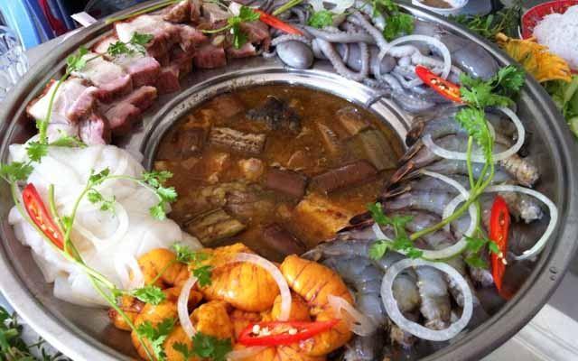 lau_2_chi_em__nguyen_khuyen_89ddf430635418839727197660[1].jpg