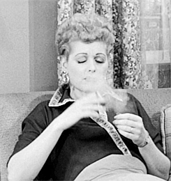 lucille-relaxing-gif-2.gif