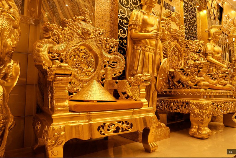 ngoi-nha-dat-vang-o-mien-tay-5_iyxb.jpg