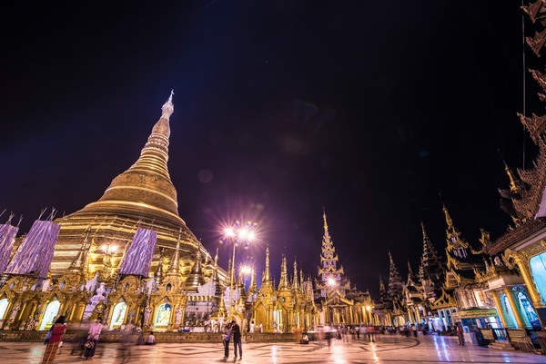nhung-buc-anh-cuon-hut-du-khach-toi-dat-phat-myanmar-1[1].jpg