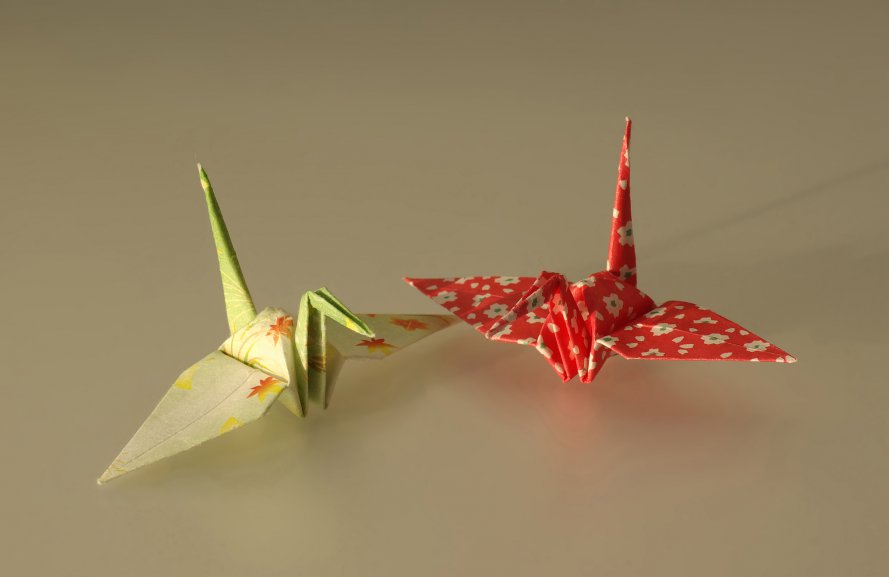 Origami_cranes.jpg