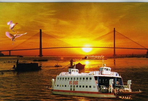 Phà Mỹ Thuận.jpg