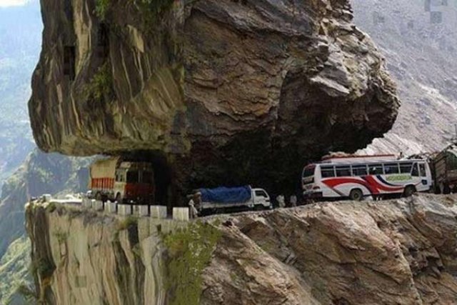 roads-never-want-to-drive8[1].jpg