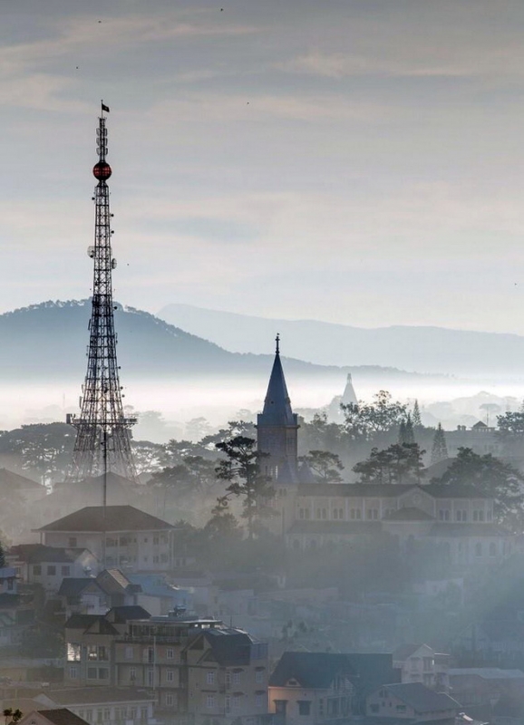 tinhhoa.net-yiVWU1-20141006-da-lat-bong-benh-trong-suong-som[1].jpg