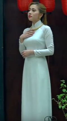 TRINA-NGOCNU 2.JPG