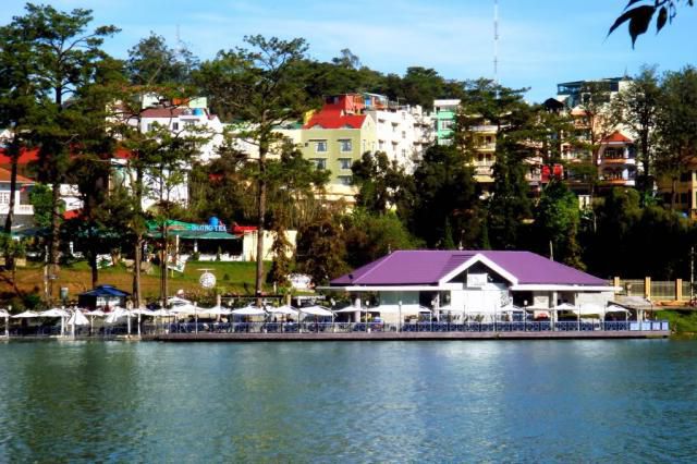 ve-may-bay-di-da-lat-gia-re-400[1].jpg