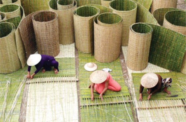 vietnam%20handicrafts%207[1].jpg