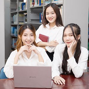 Nghề thiết kế thời trang