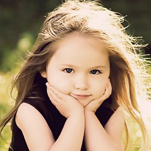 Cute-Baby-Girl-Wallpaper-HD-1024x873[1]
