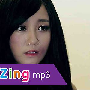 Đừng Bắt Anh Mạnh Mẽ - Hồ Quang Hiếu (Music Video Official 4K) - YouTube